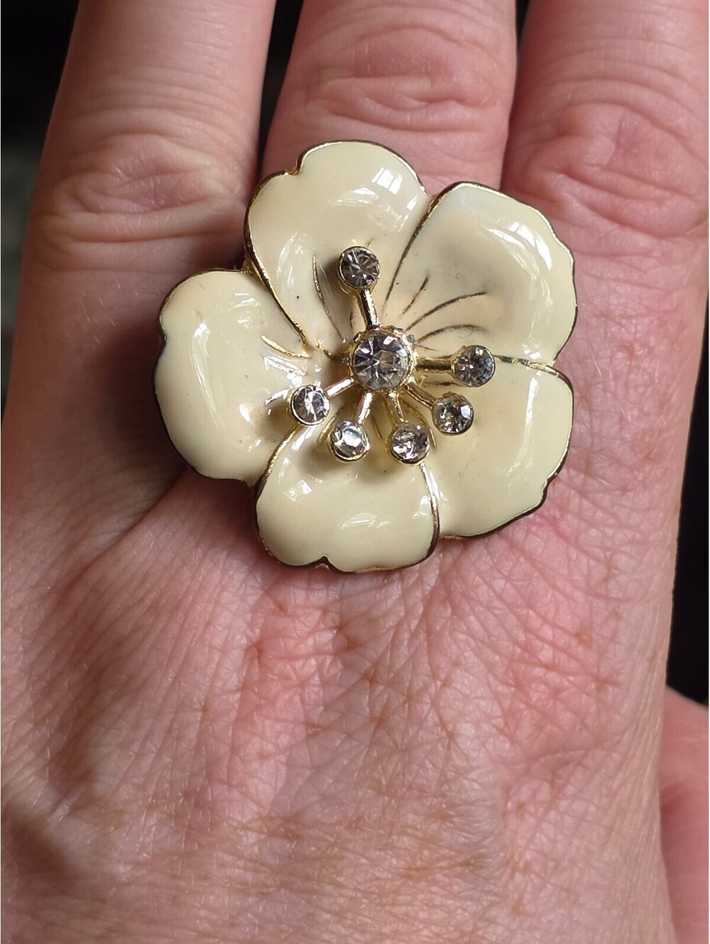 Vintage Cream Enamel Floral Rhinestone Stretch Ring